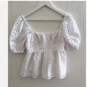 LILLY PULITZER White Broderie Eyelet Puff Sleeve Blouse Peplum Smocked Size 0